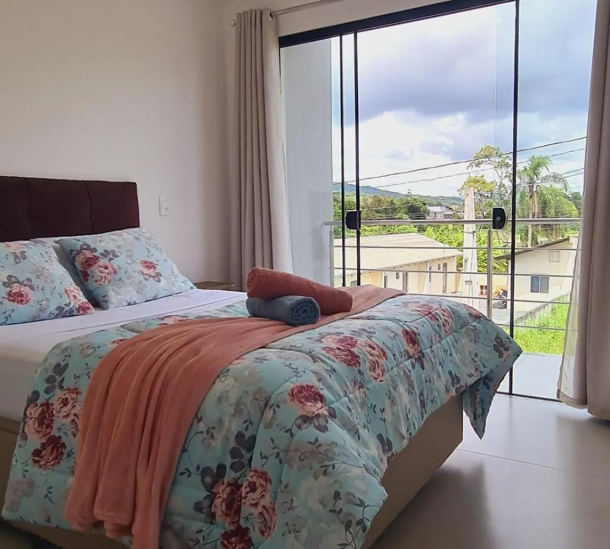 Holiday home Casa Duplex A 6 Mim Do Beto Carrero E 3 Min Da Praia Penha